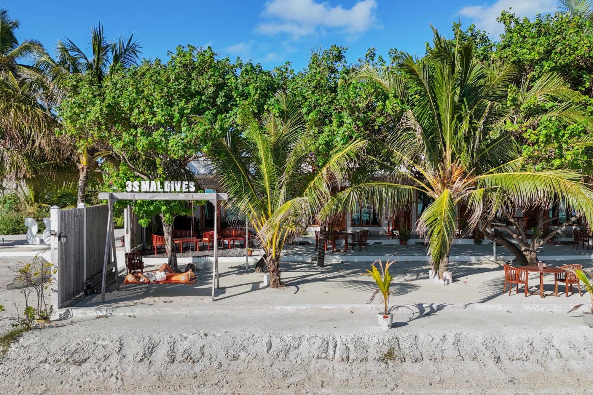 Wave Sound By 3S Maldives Hotel Addu City Eksteriør billede