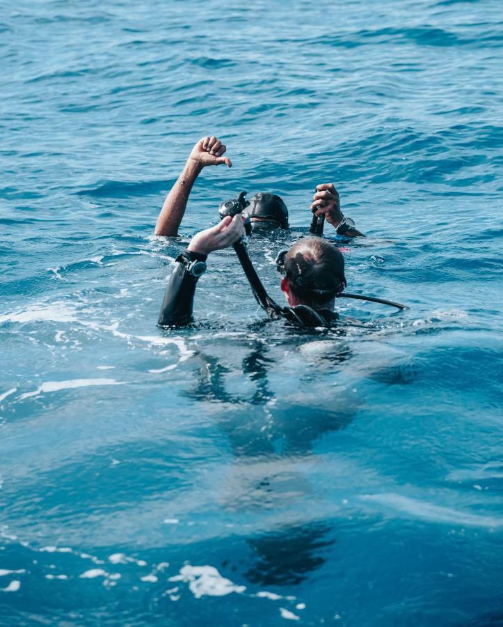 Wave Sound By 3S Maldives Hotel Addu City Eksteriør billede