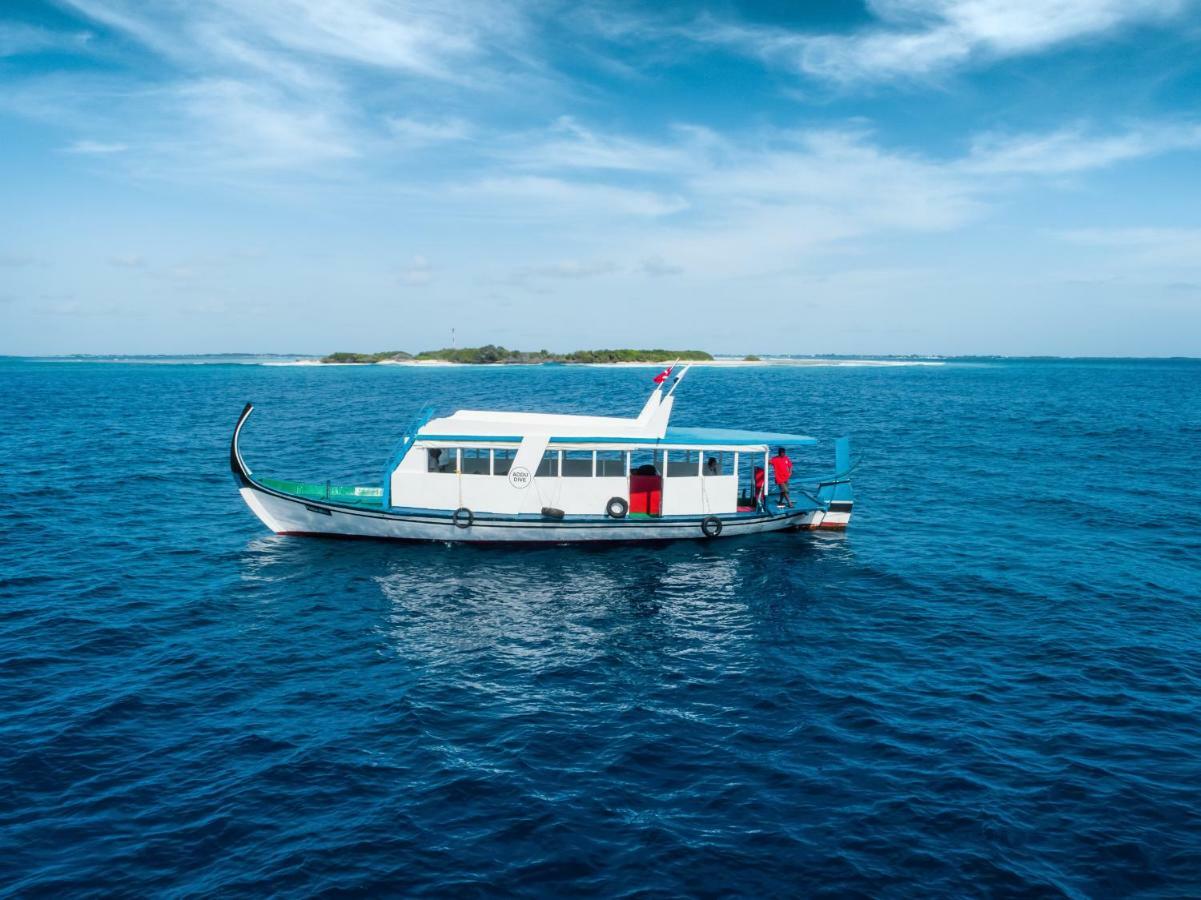 Wave Sound By 3S Maldives Hotel Addu City Eksteriør billede